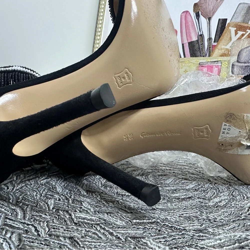 Gianvito Rossi Beaded And Suede heels. - Picture 8 of 14
